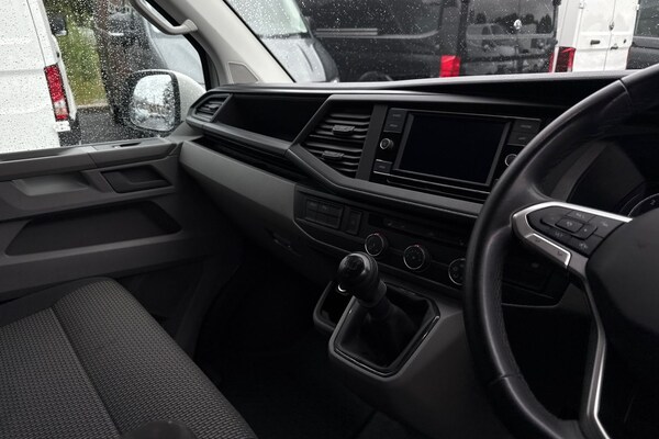 Used Volkswagen Transporter 2024 for sale - 76299884: Photo 14