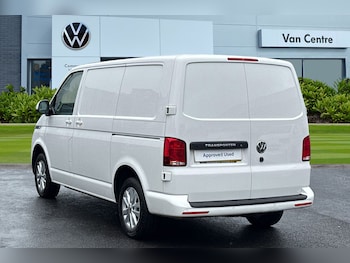Used Volkswagen Transporter 2024 for sale - 76299884: Photo 2