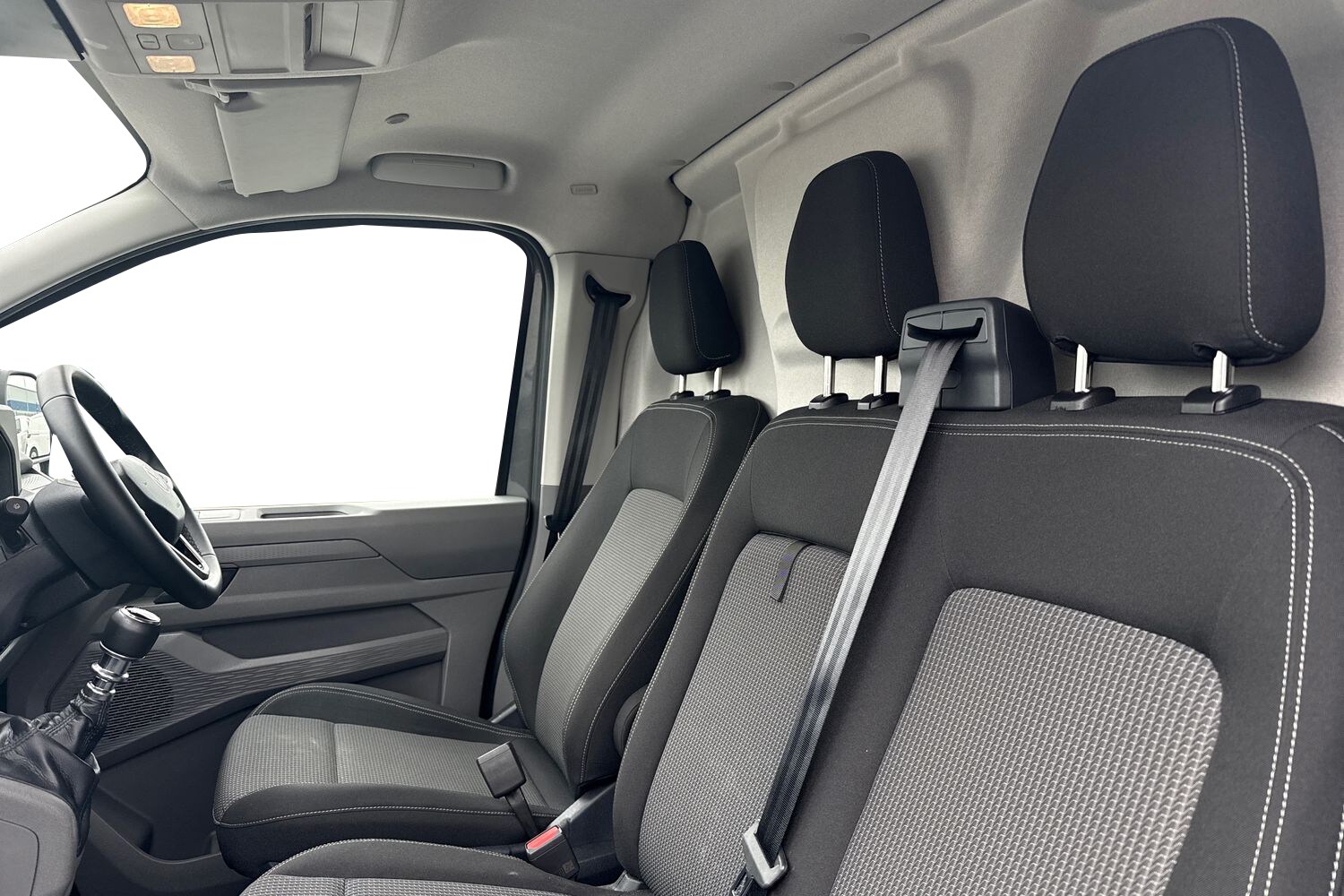 Used Volkswagen Transporter 2025 for sale - 78092140: Photo 15