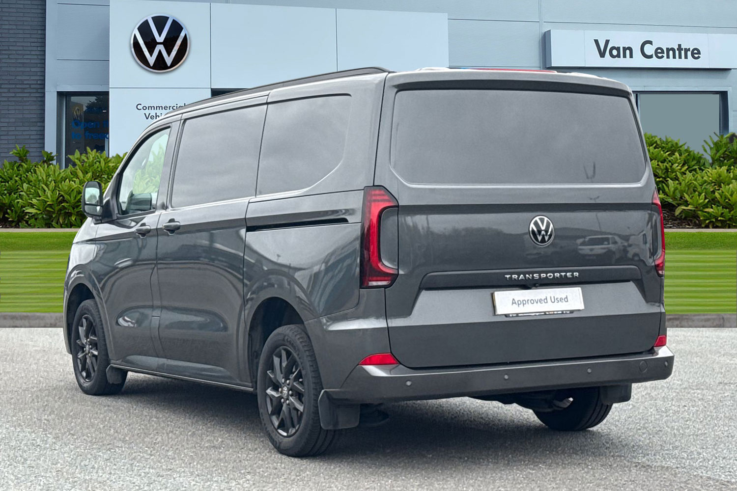 Used Volkswagen Transporter 2025 for sale - 78092140: Photo 2