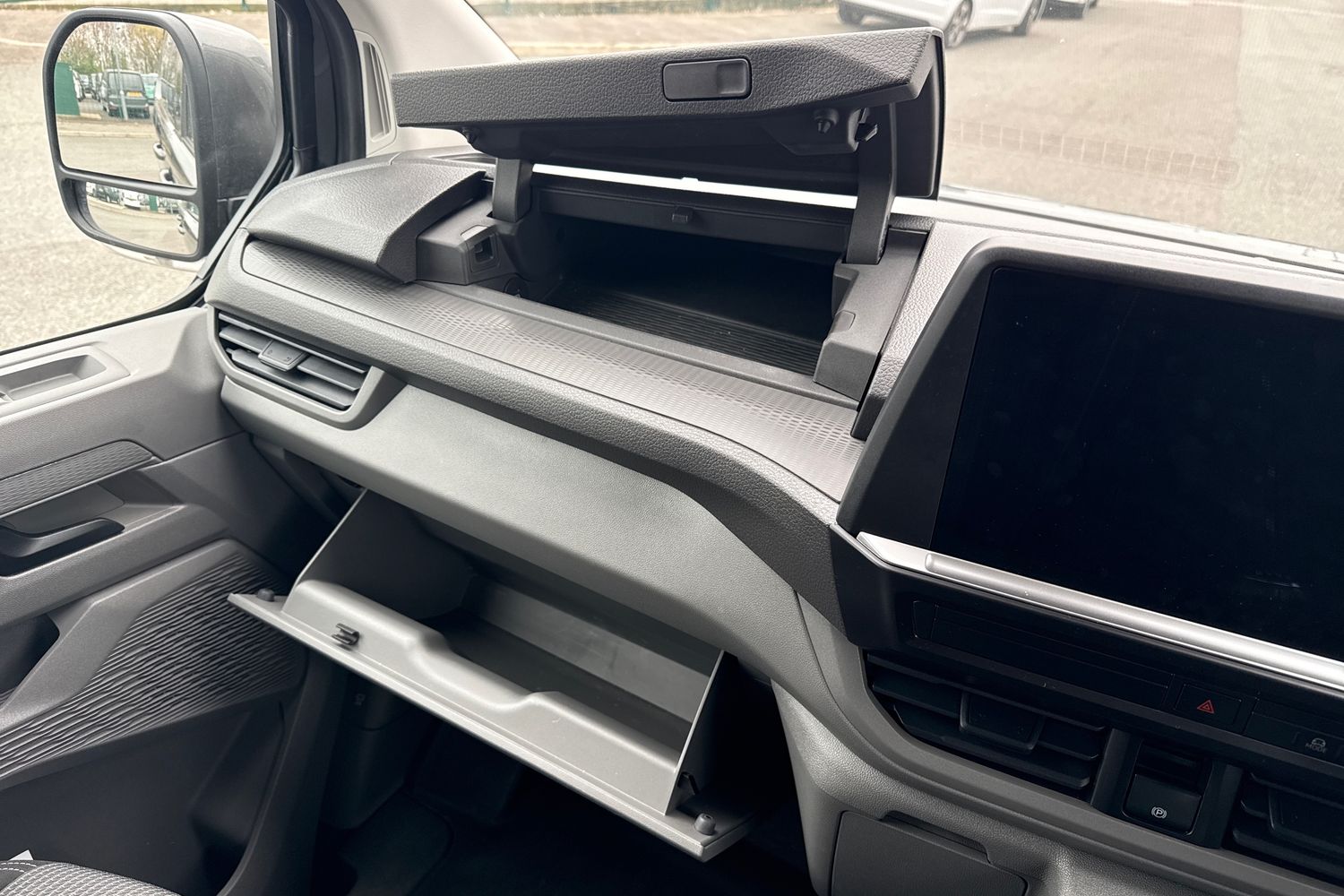 Used Volkswagen Transporter 2025 for sale - 78092140: Photo 33