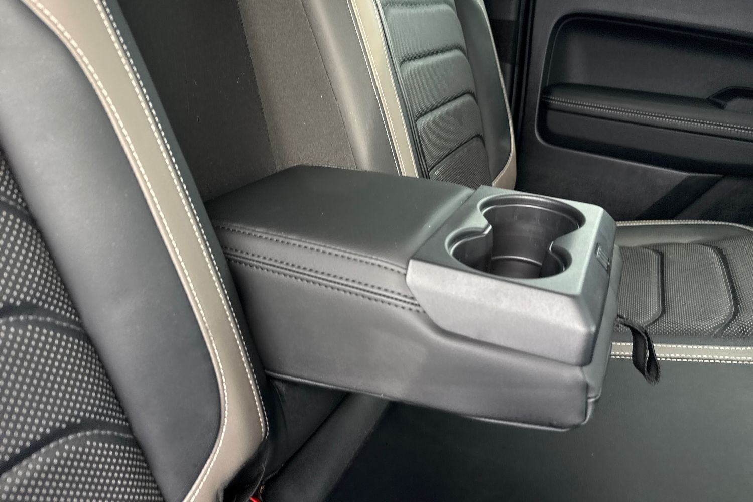 Used Volkswagen Amarok 2024 for sale - 76495277: Photo 35