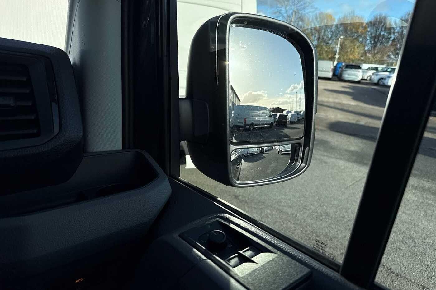 Used Volkswagen Crafter 2025 for sale - 77211590: Photo 17