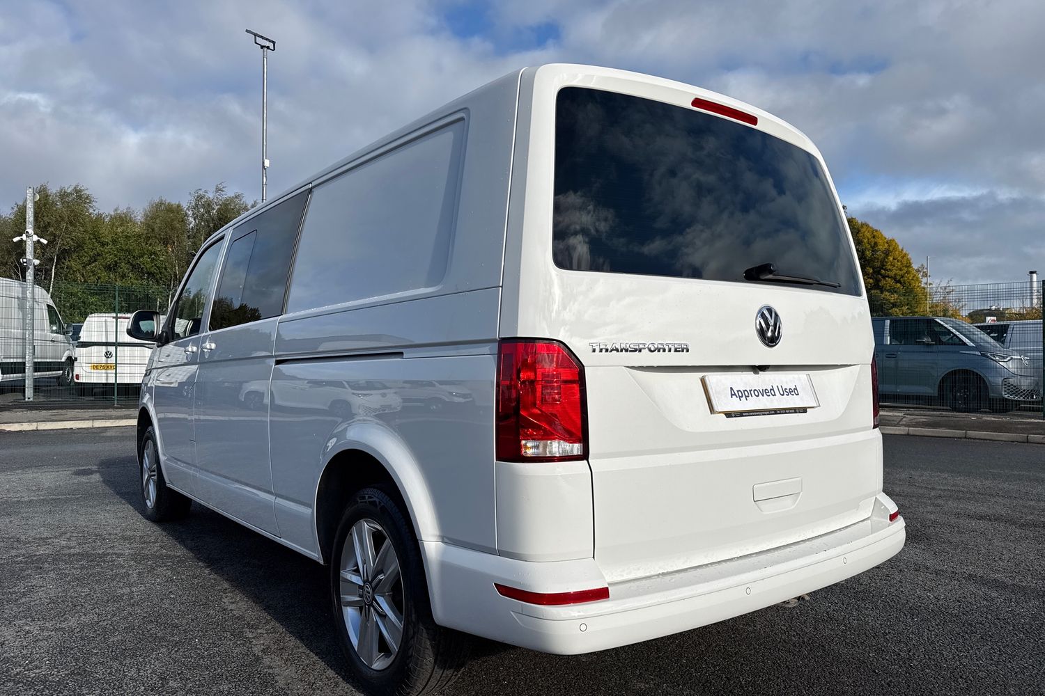 Used Volkswagen Transporter 2024 for sale - 76368650: Photo 7