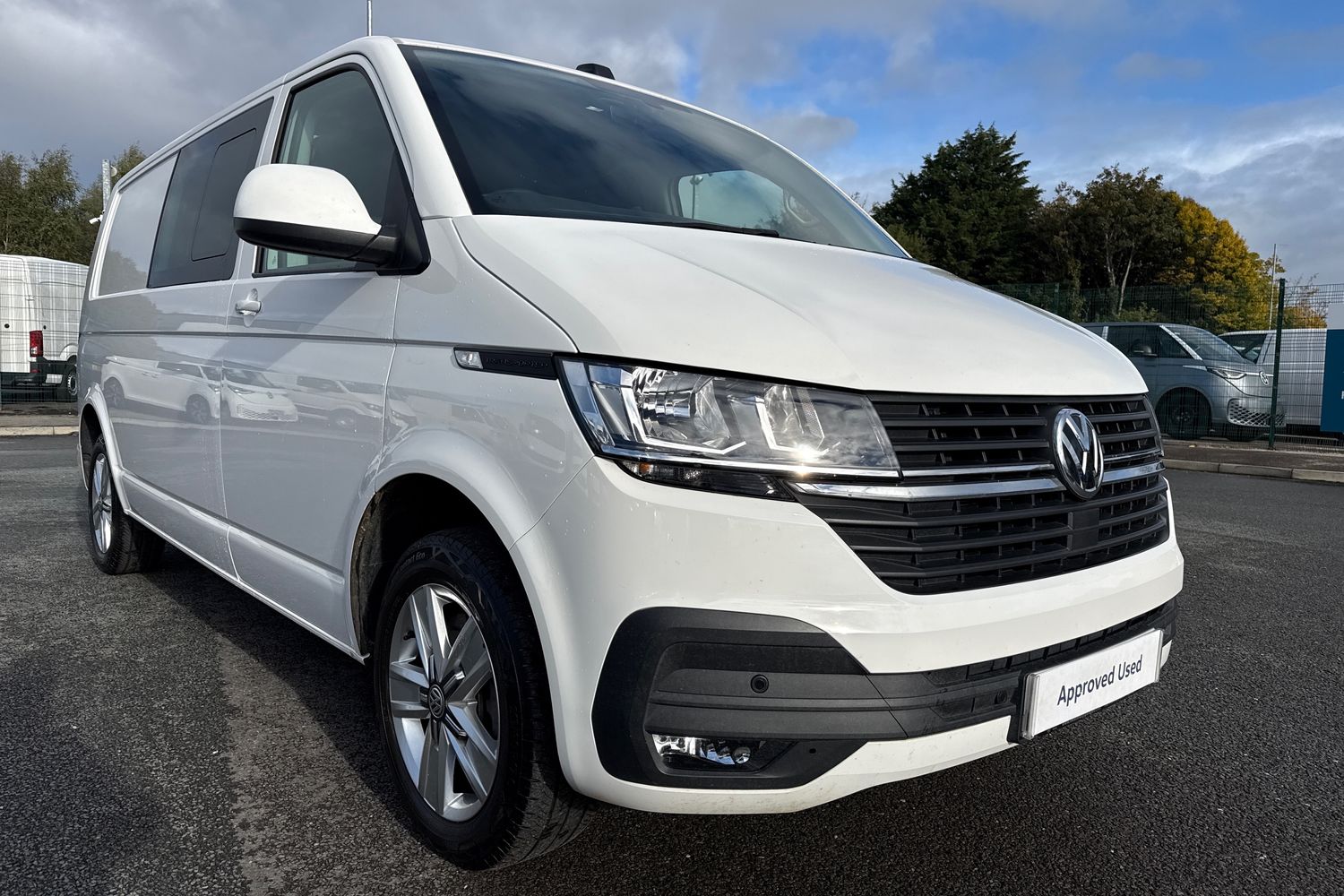 Used Volkswagen Transporter 2024 for sale - 76368650: Photo 8