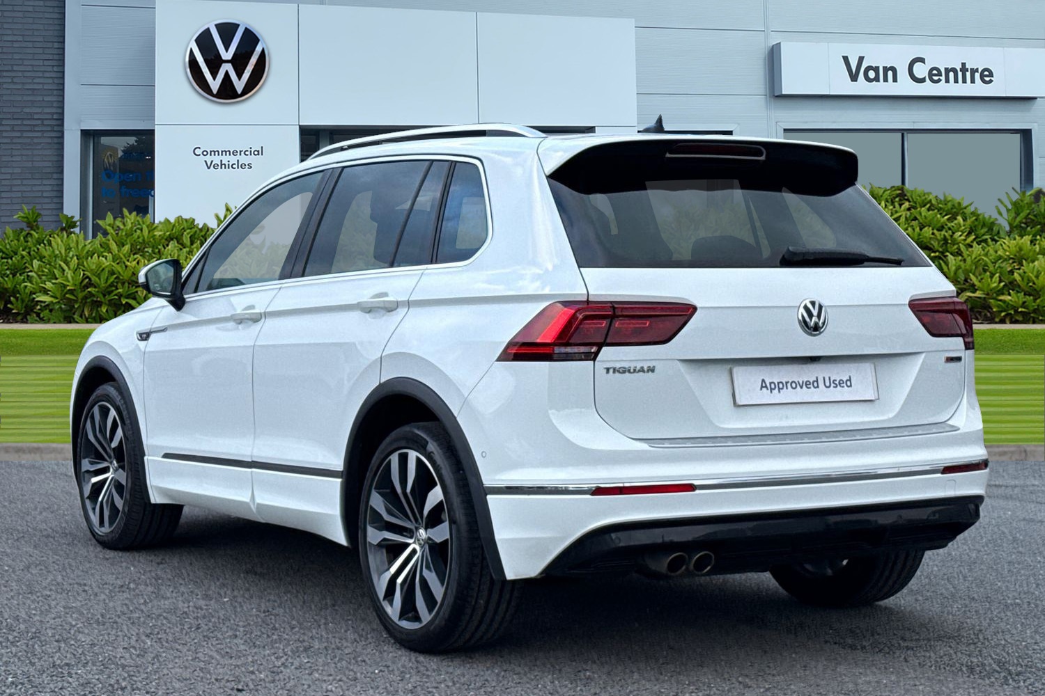 Used Volkswagen Tiguan 2020 for sale - 77421607: Photo 2