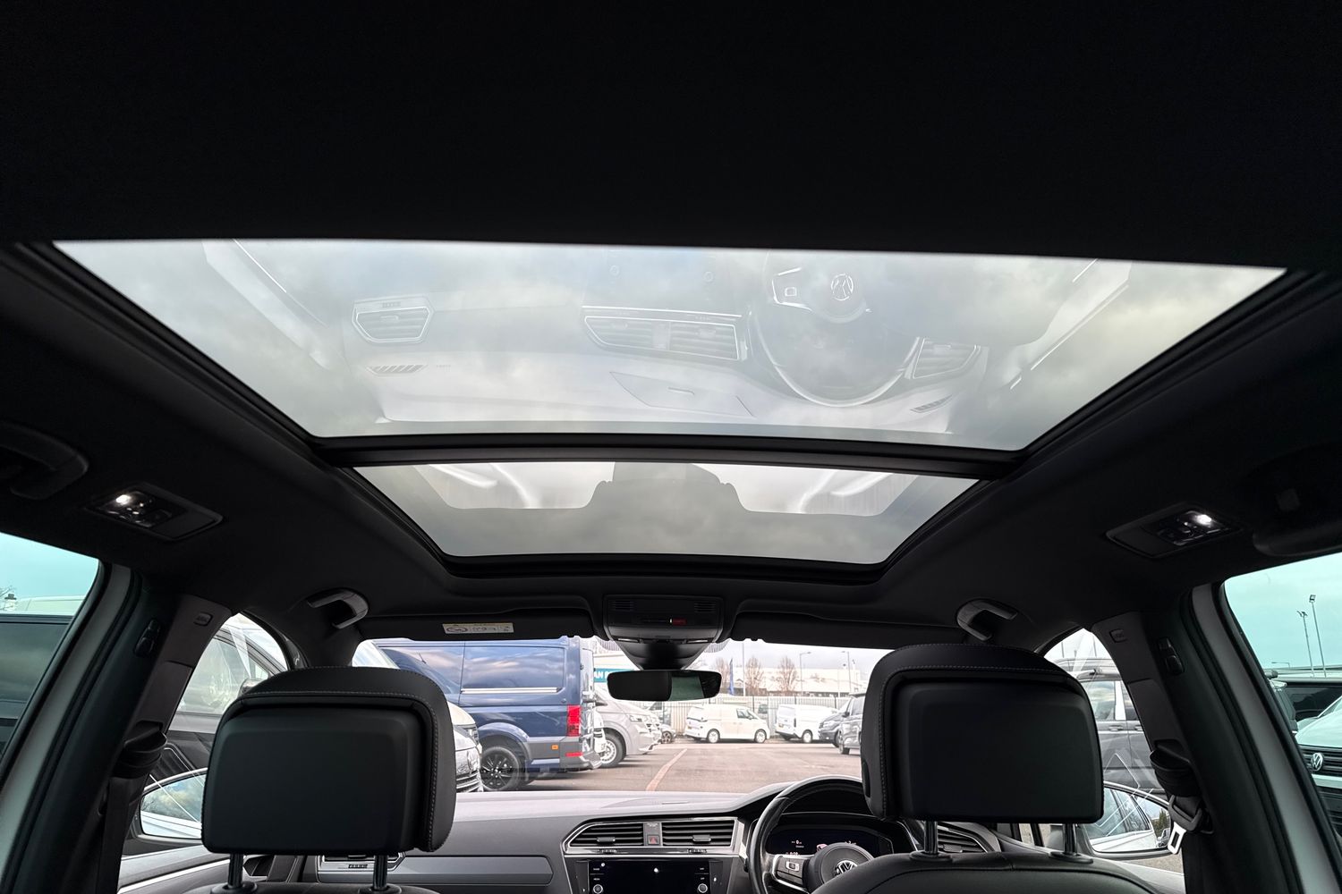 Used Volkswagen Tiguan 2020 for sale - 77421607: Photo 36