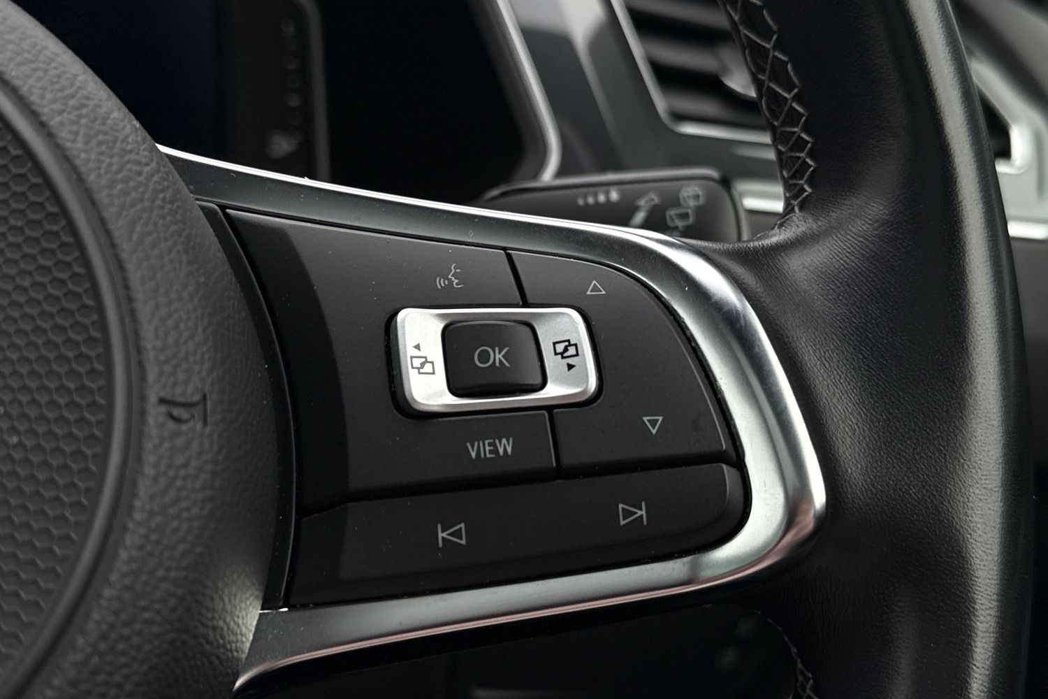 Used Volkswagen Tiguan 2020 for sale - 77421607: Photo 44