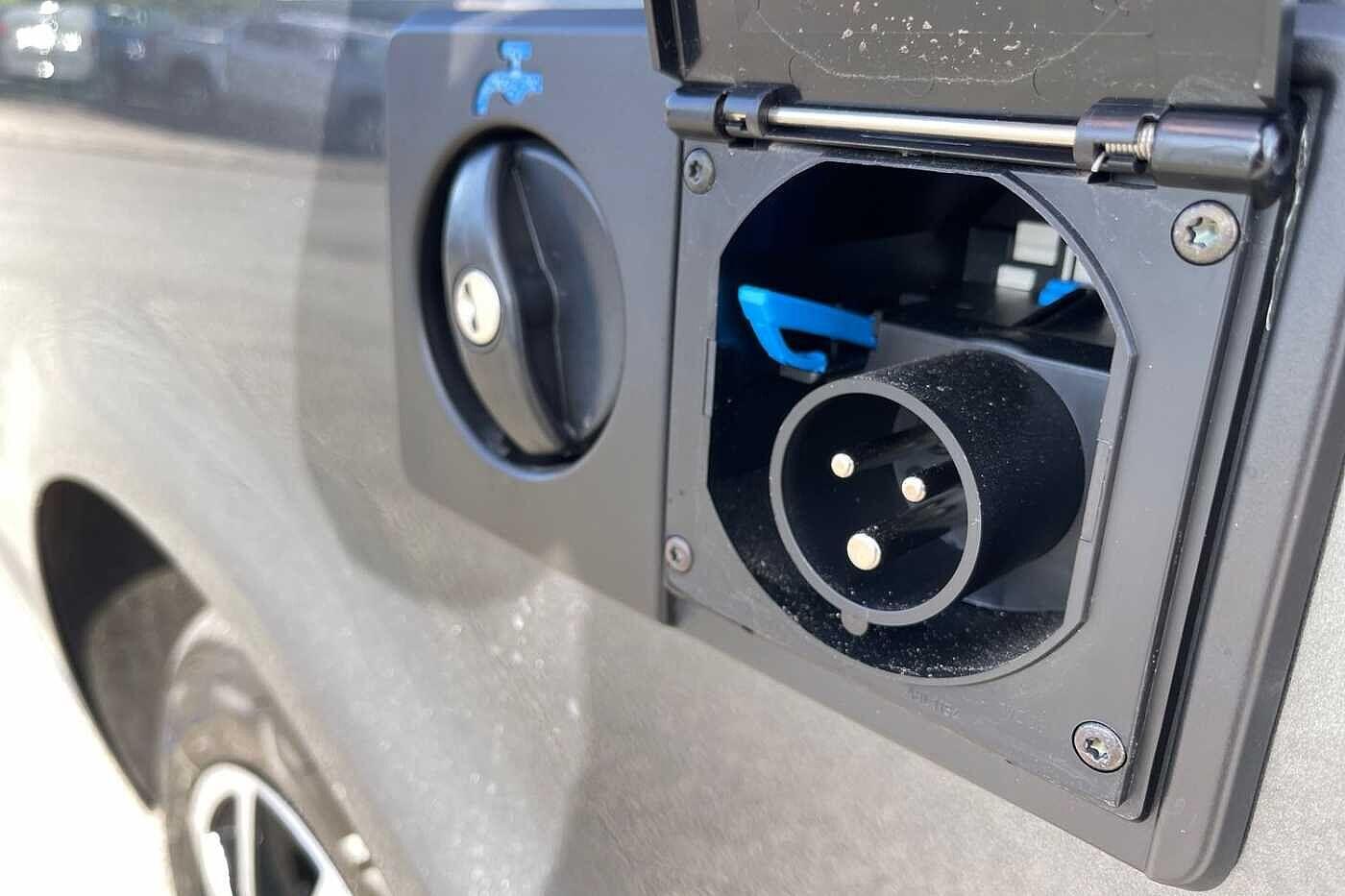 Used Volkswagen California 2024 for sale - 78016255: Photo 37