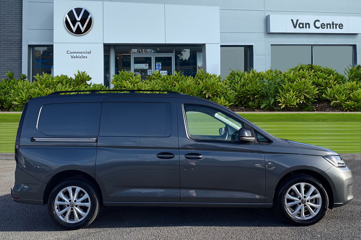 Used Volkswagen Caddy Maxi 2025 for sale - 77361890: Photo 3