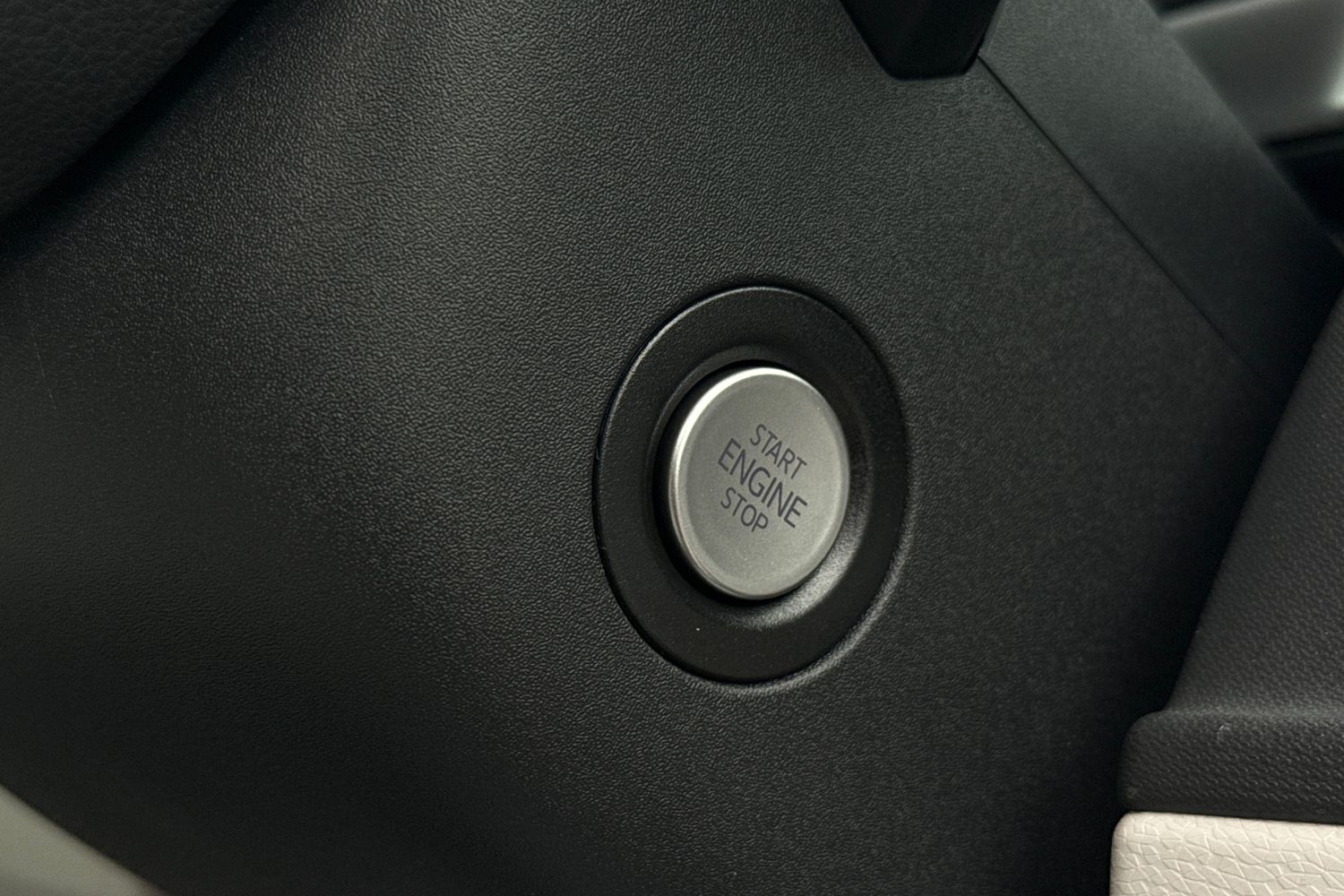 Used Volkswagen ID.Buzz 2025 for sale - 76405882: Photo 40