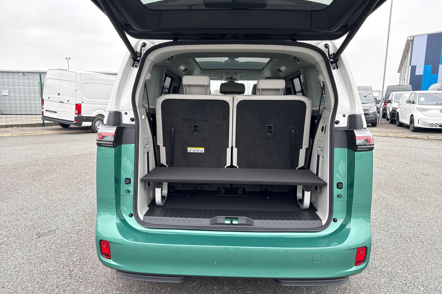 Used Volkswagen ID.Buzz 2025 for sale - 76405882: Photo 6