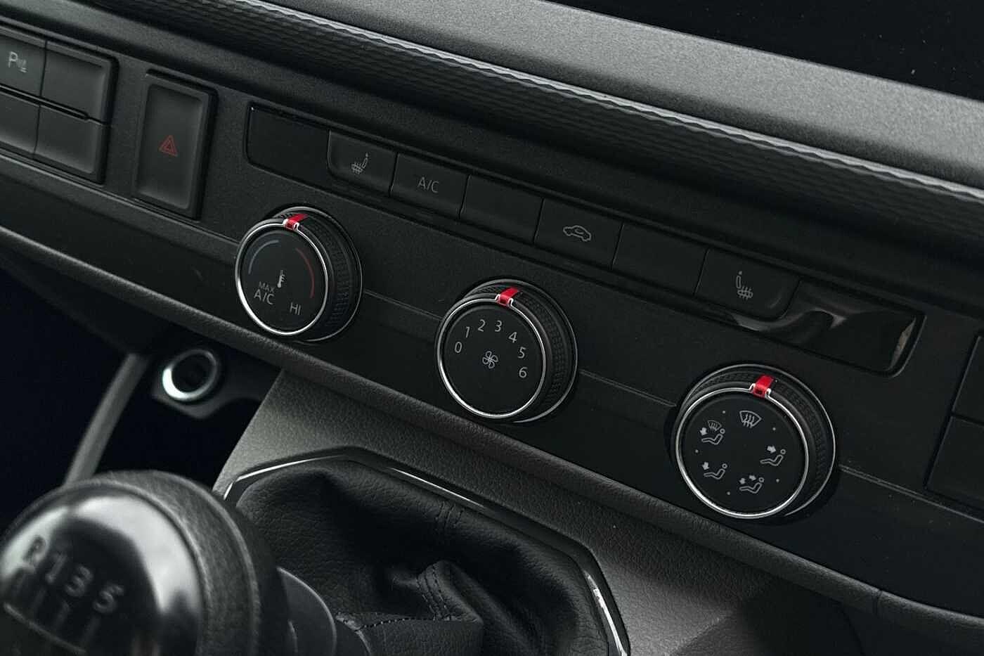 Used Volkswagen Transporter 2024 for sale - 76847887: Photo 18