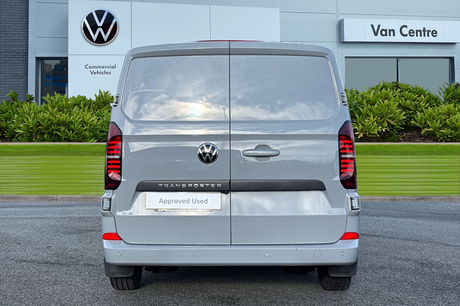 Used Volkswagen Transporter 2025 for sale - 77500764: Photo 4