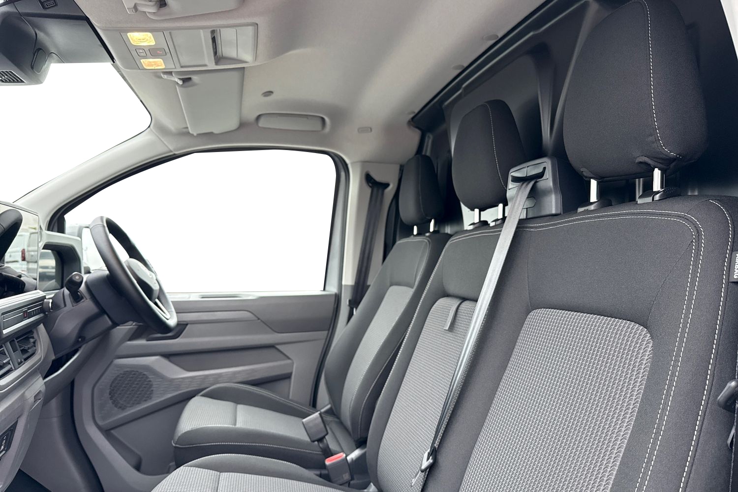 Used Volkswagen Transporter 2025 for sale - 77044358: Photo 15