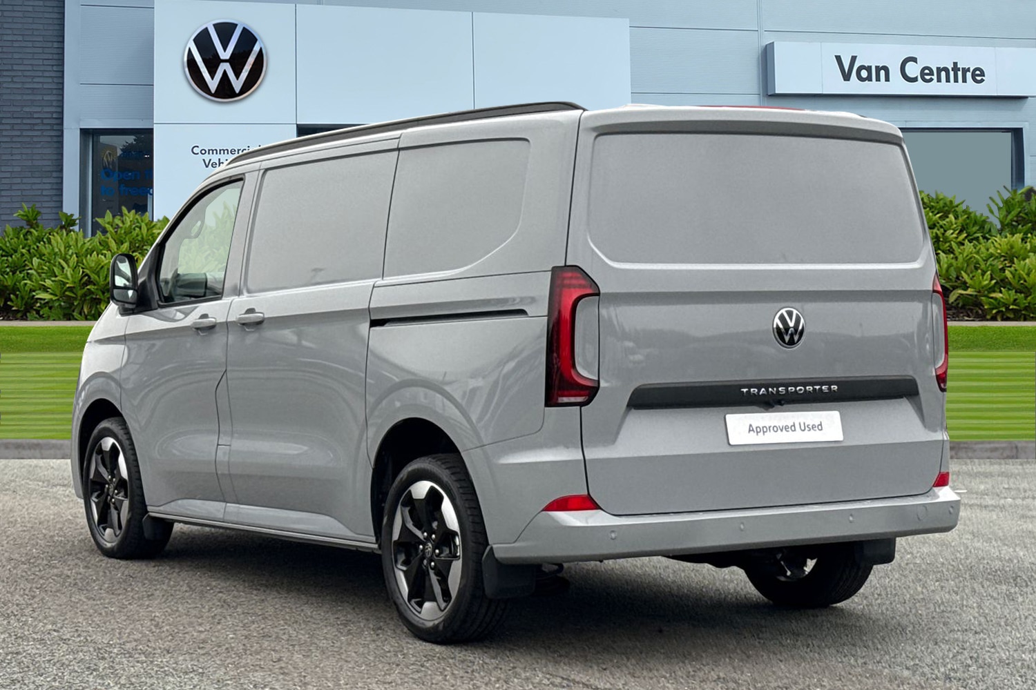 Used Volkswagen Transporter 2025 for sale - 77044358: Photo 2