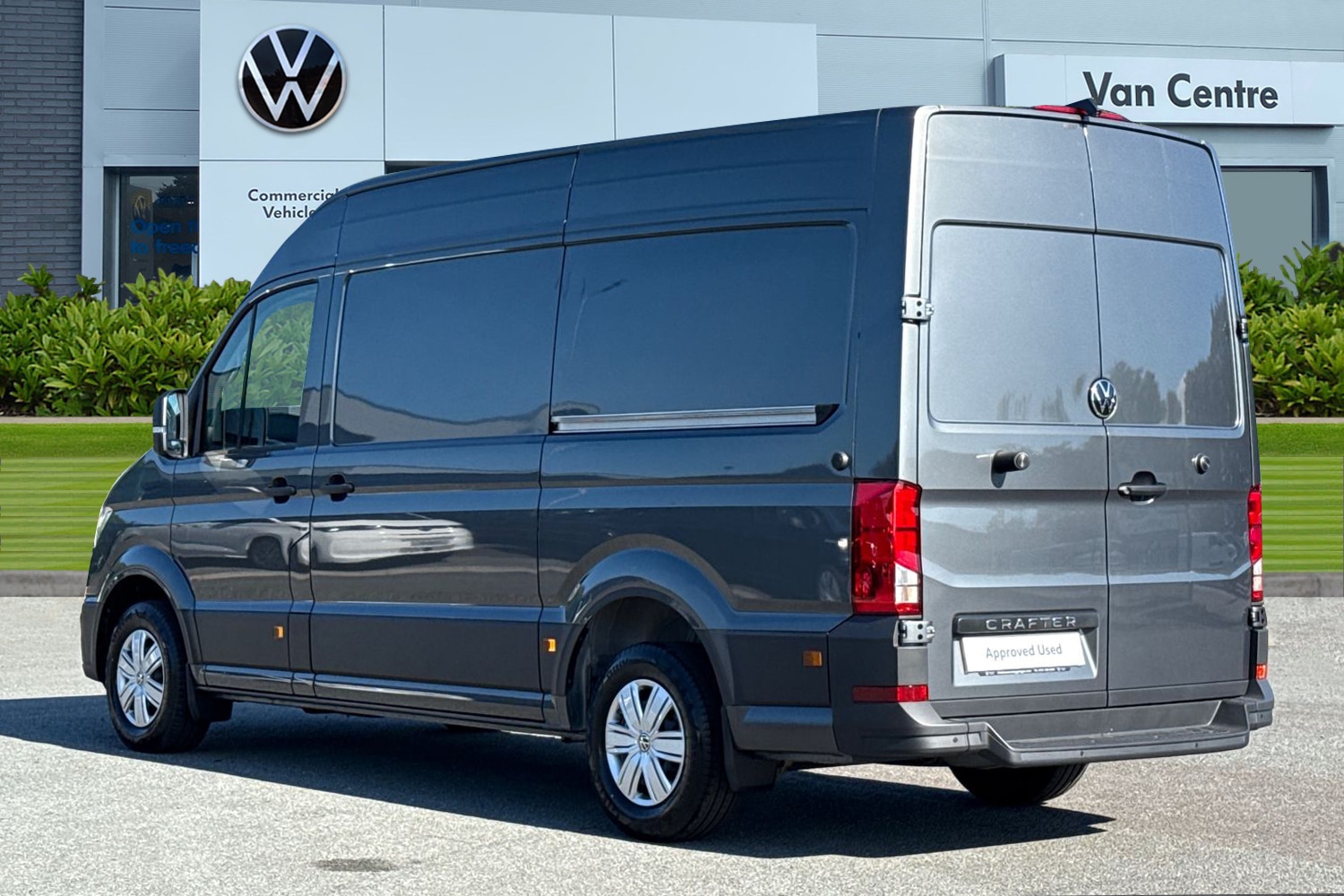 Used Volkswagen Crafter 2025 for sale - 76088405: Photo 2