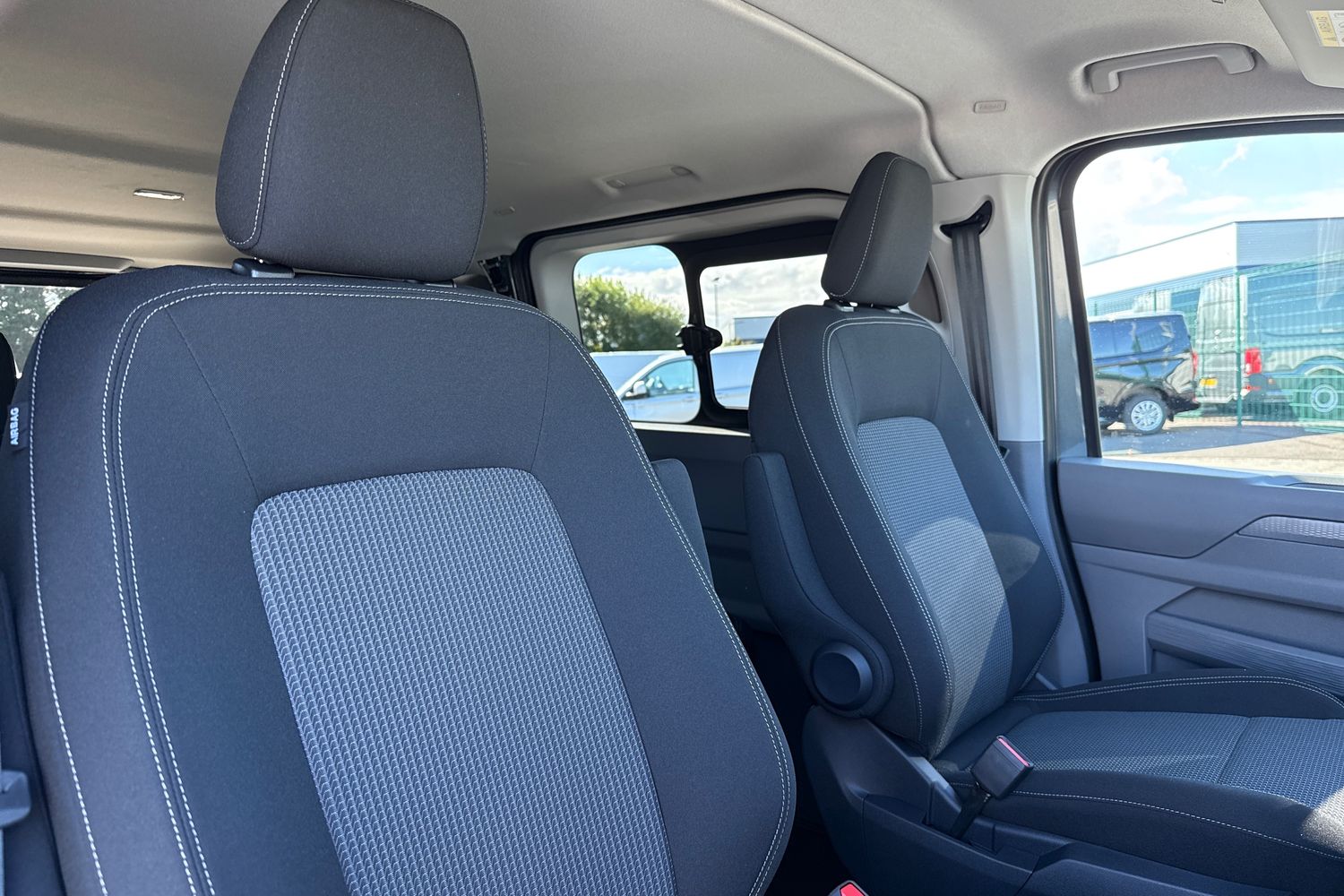 Used Volkswagen Transporter 2026 for sale - 77128865: Photo 23