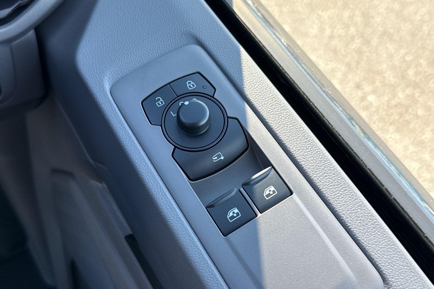 Used Volkswagen Transporter 2026 for sale - 77128865: Photo 33