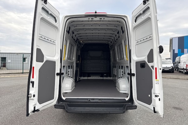Used Volkswagen Crafter 2025 for sale - 76268034: Photo 6