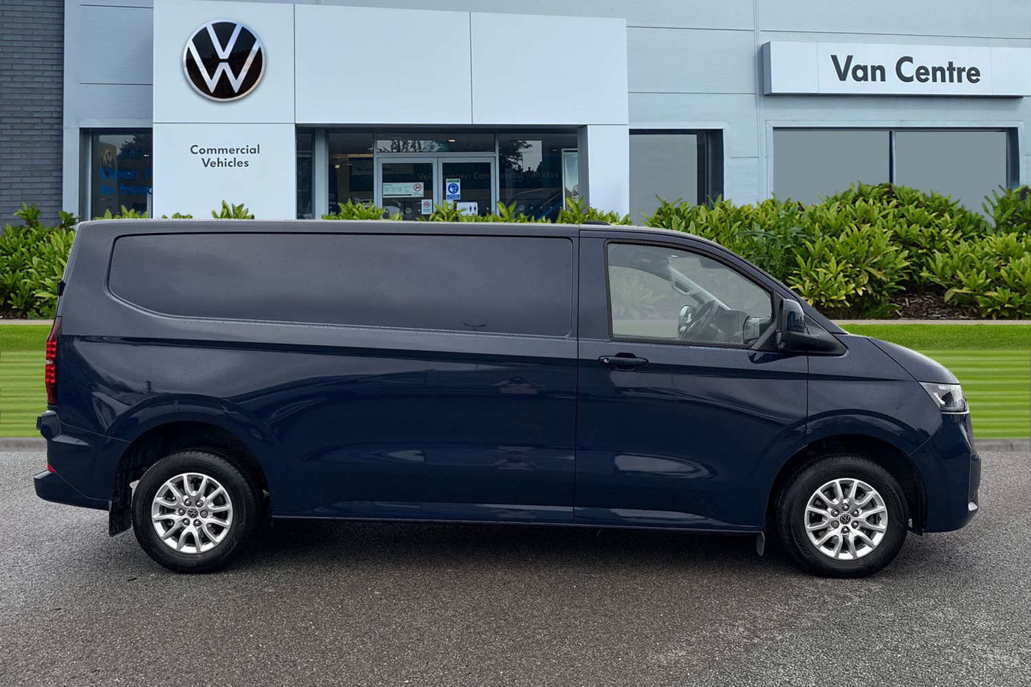 Used Volkswagen Transporter 2025 for sale - 77451060: Photo 3