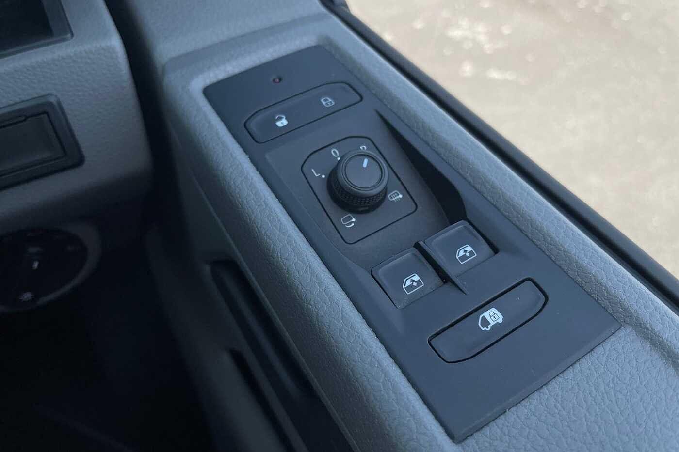 Used Volkswagen Transporter 2024 for sale - 77187312: Photo 31