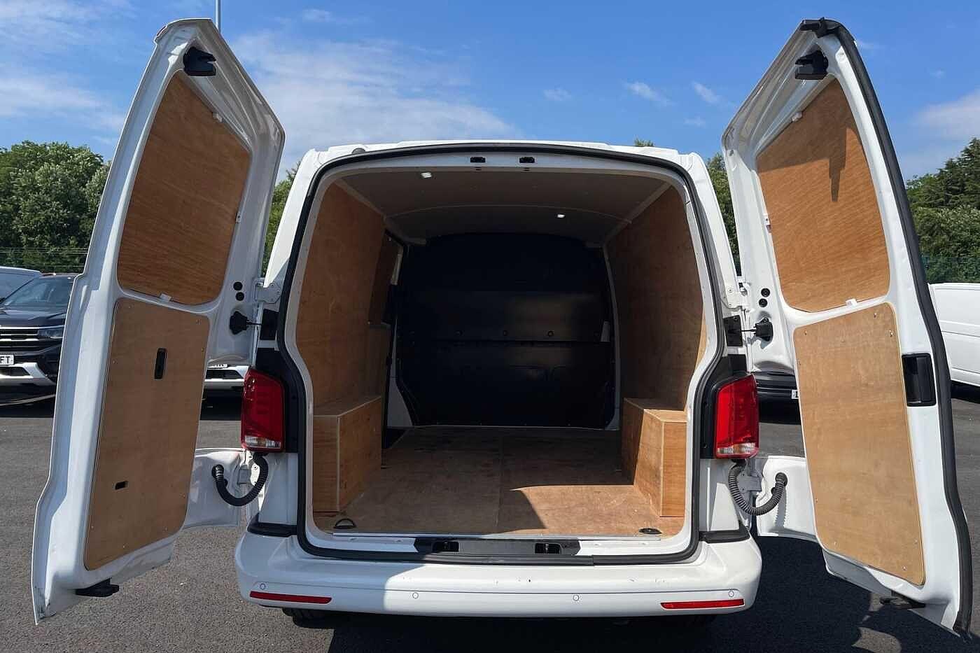 Used Volkswagen Transporter 2024 for sale - 77187312: Photo 9