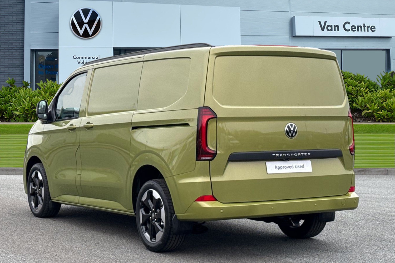 Used Volkswagen Transporter 2025 for sale - 77068744: Photo 2