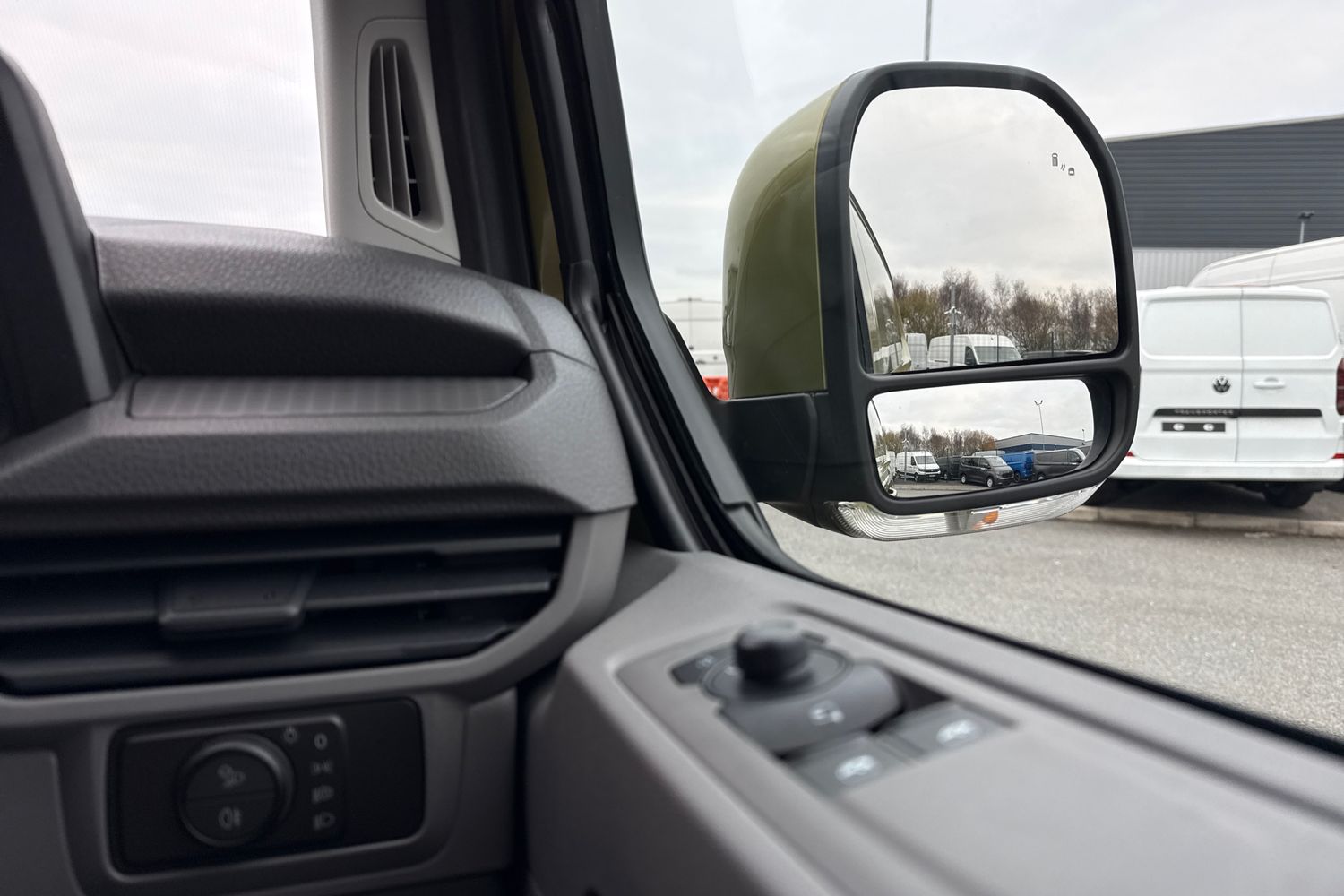 Used Volkswagen Transporter 2025 for sale - 77068744: Photo 20