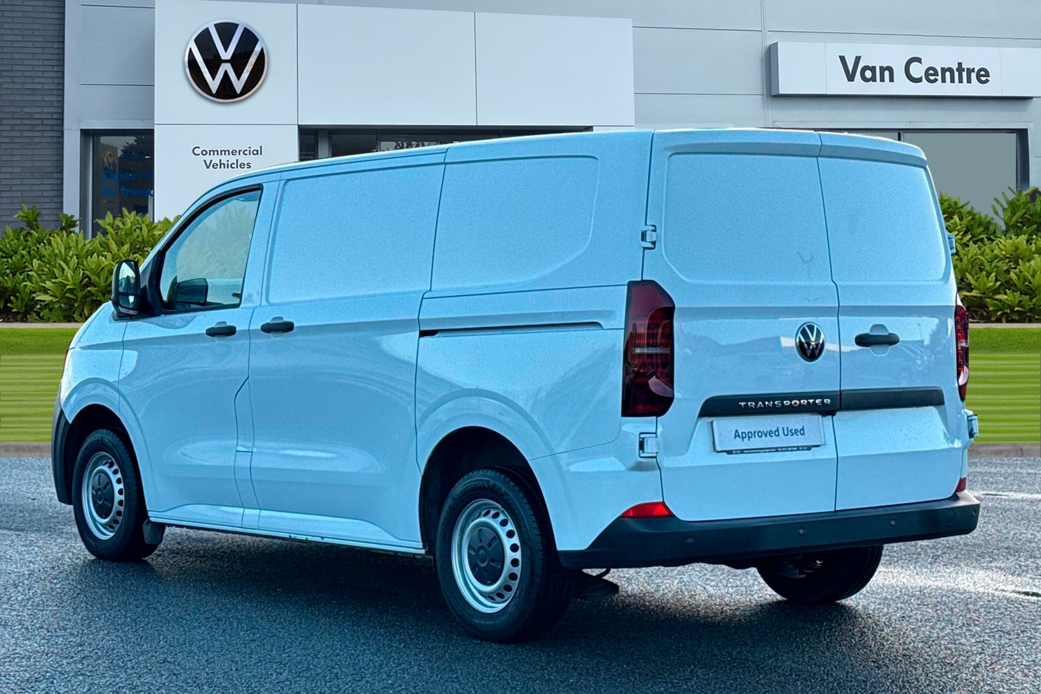 Used Volkswagen Transporter 2025 for sale - 76746361: Photo 2