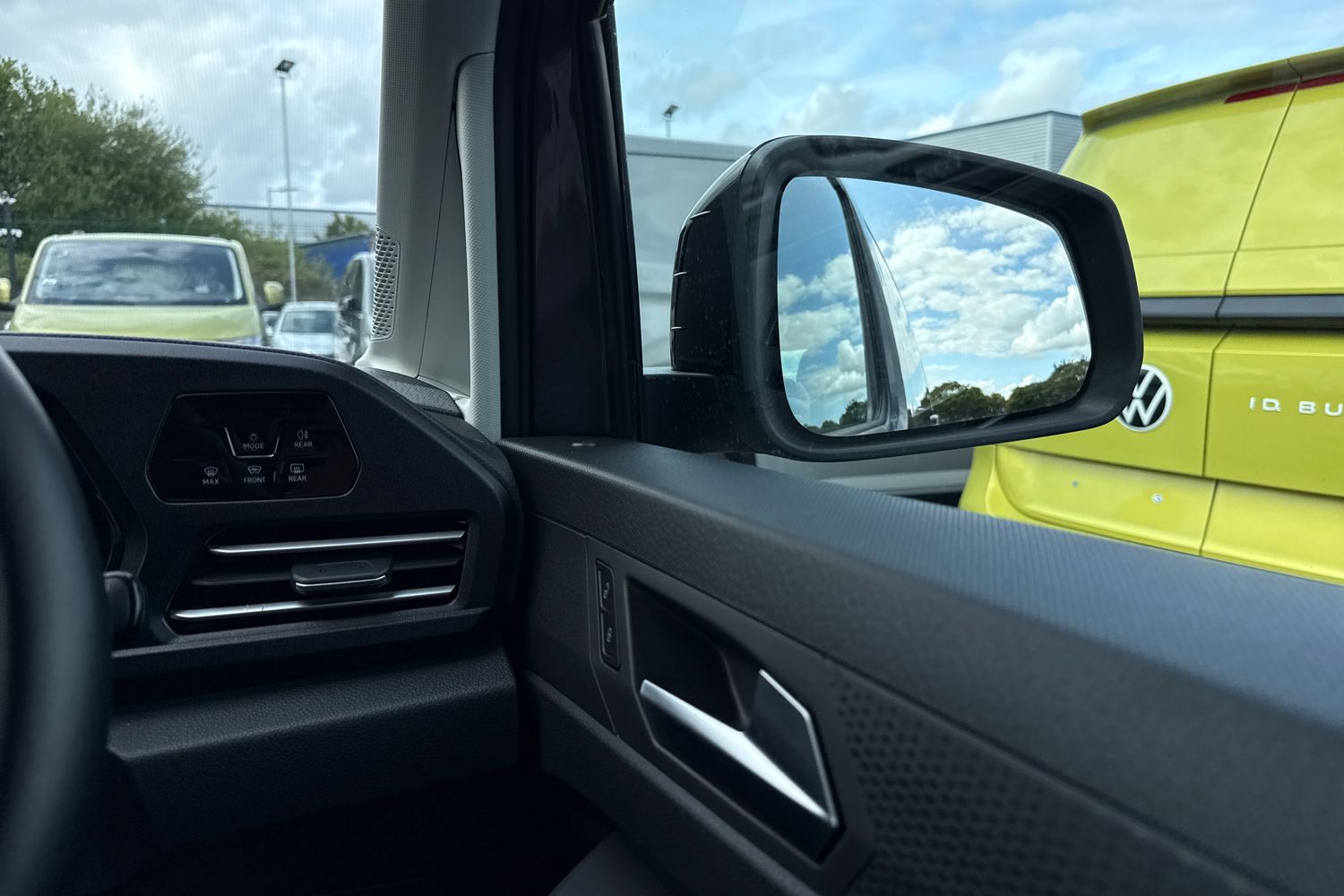 Used Volkswagen Caddy Maxi 2024 for sale - 76232596: Photo 20