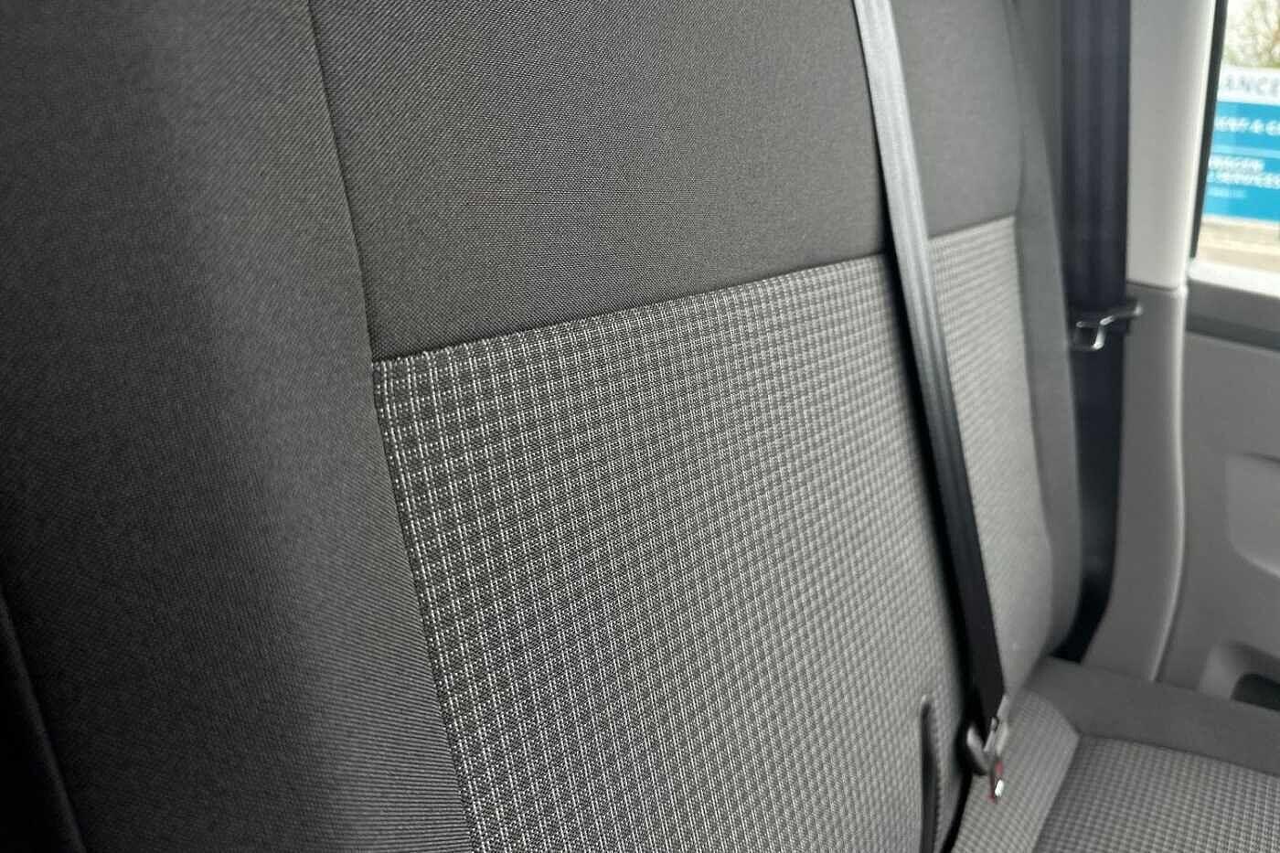 Used Volkswagen Transporter 2024 for sale - 76836327: Photo 47