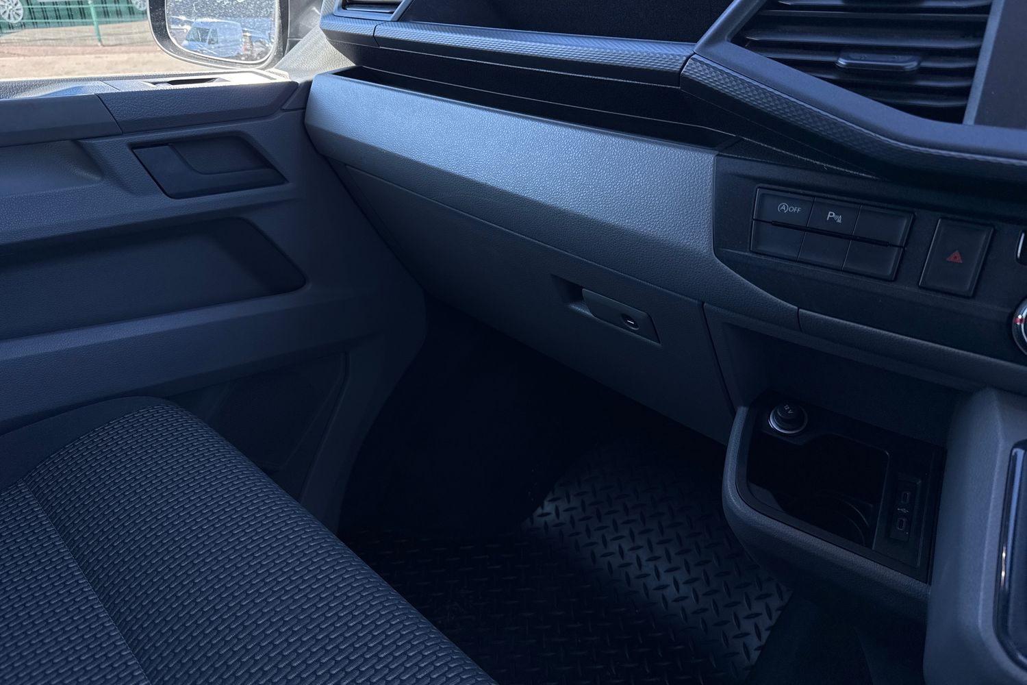 Used Volkswagen Transporter 2024 for sale - 77128919: Photo 19