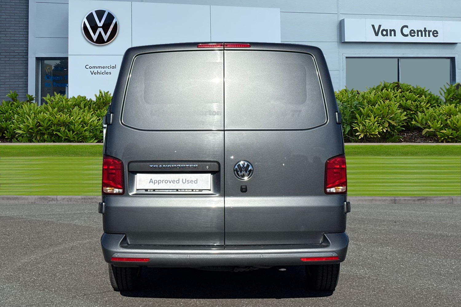 Used Volkswagen Transporter 2024 for sale - 77128919: Photo 4