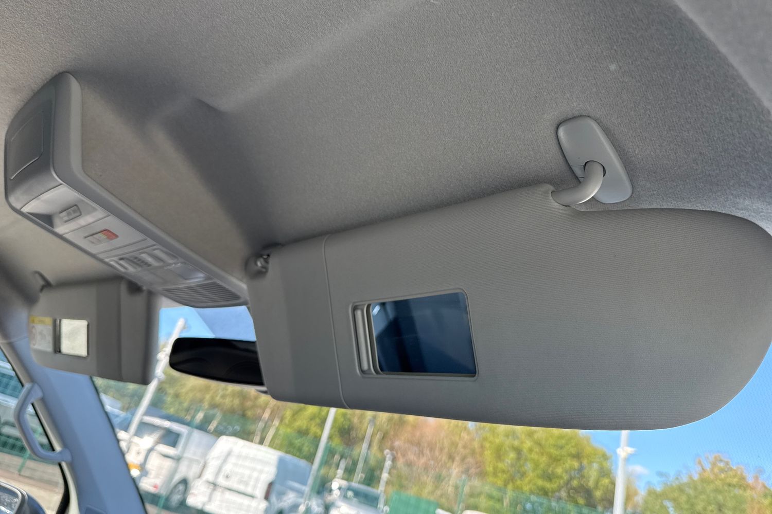 Used Volkswagen Transporter 2024 for sale - 77128919: Photo 44