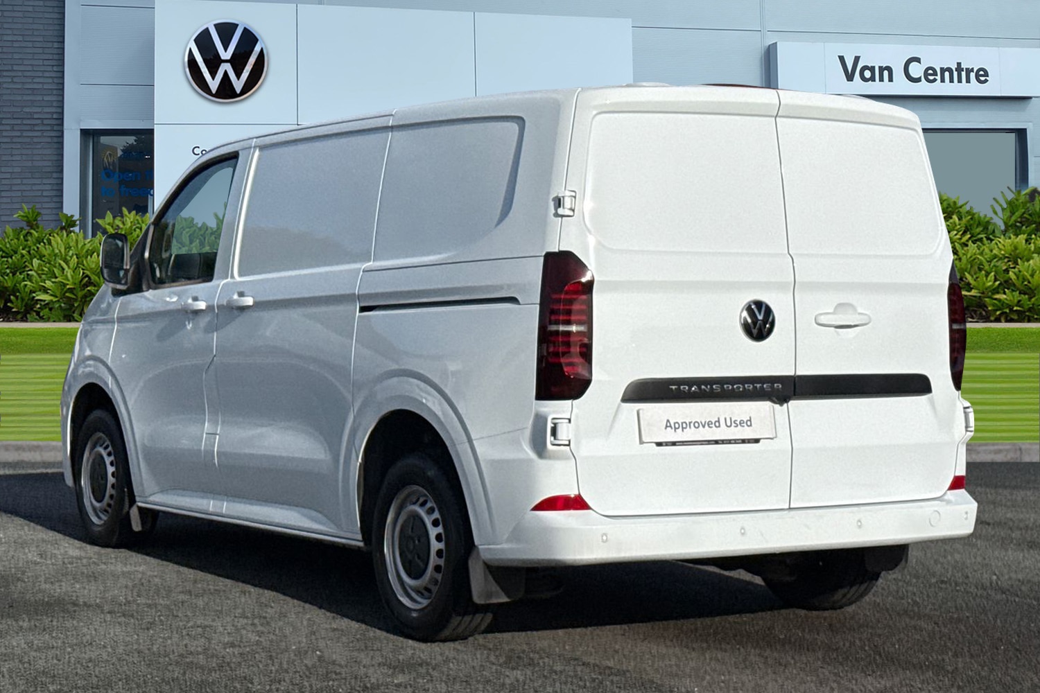 Used Volkswagen Transporter 2025 for sale - 77374361: Photo 2