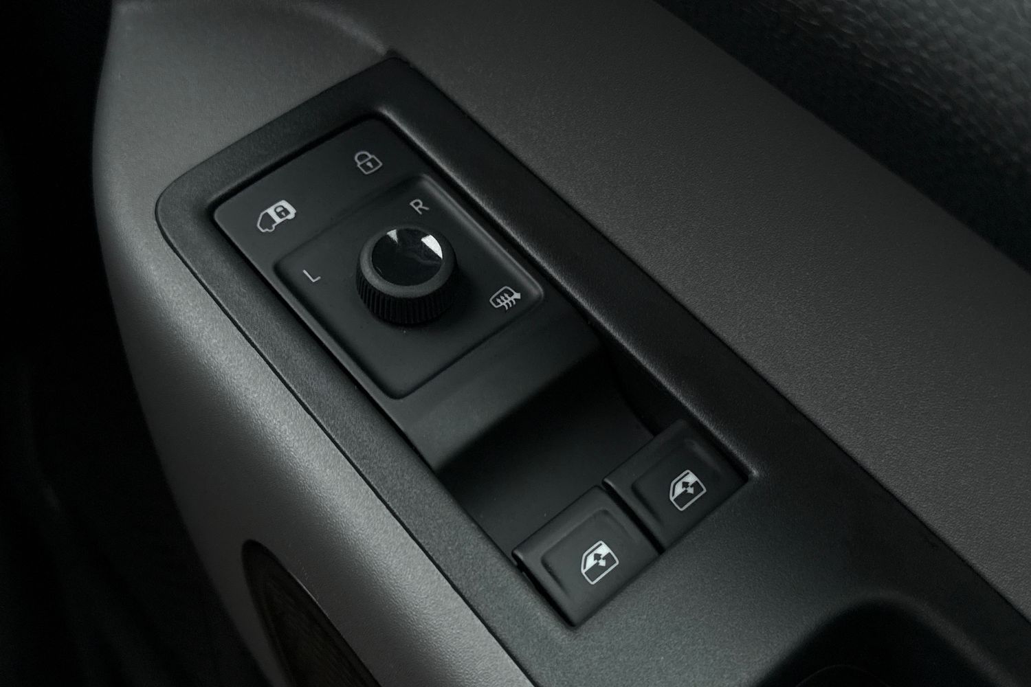 Used Volkswagen ID. Buzz Cargo 2024 for sale - 76540980: Photo 39