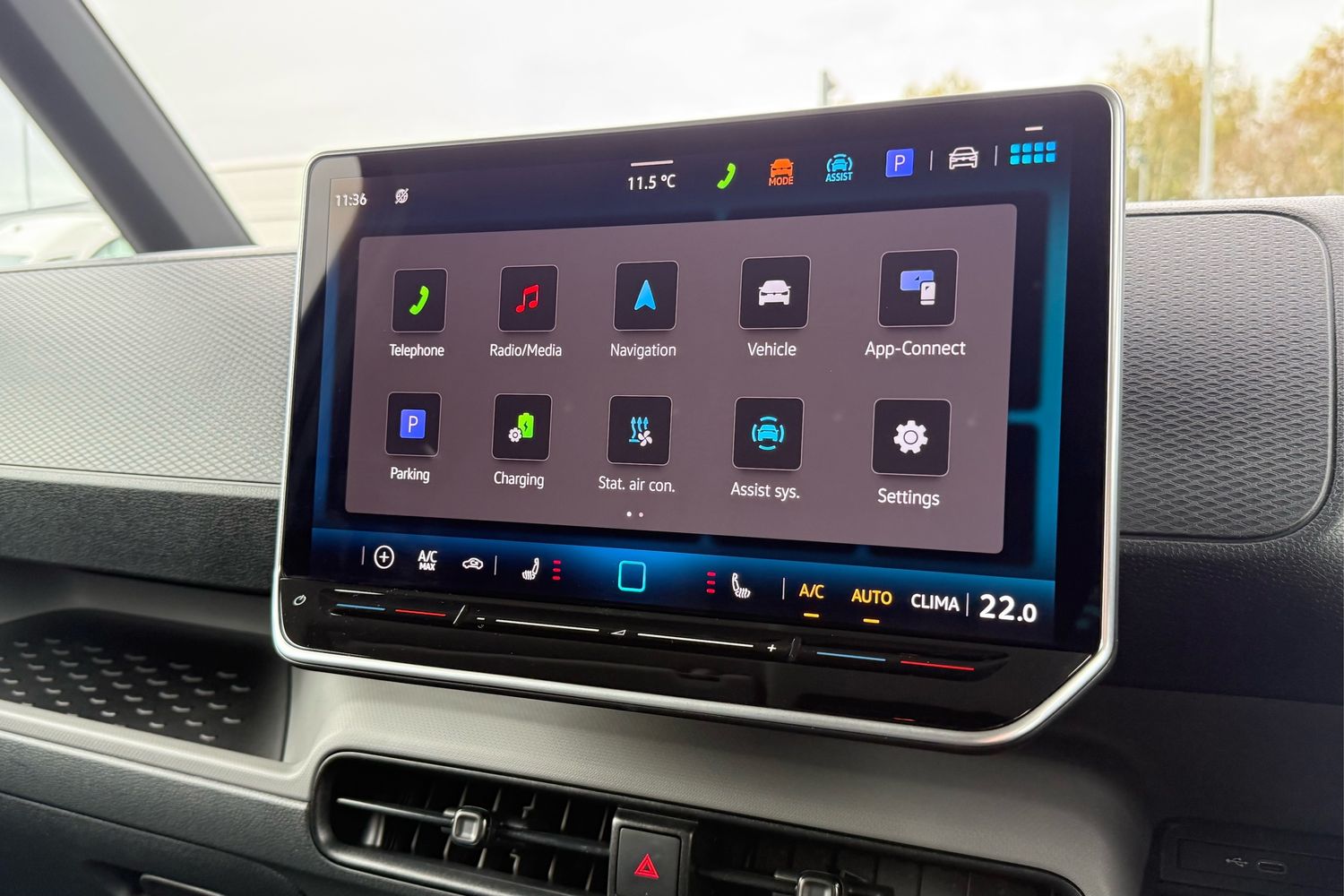 Used Volkswagen ID. Buzz Cargo 2024 for sale - 76540980: Photo 43