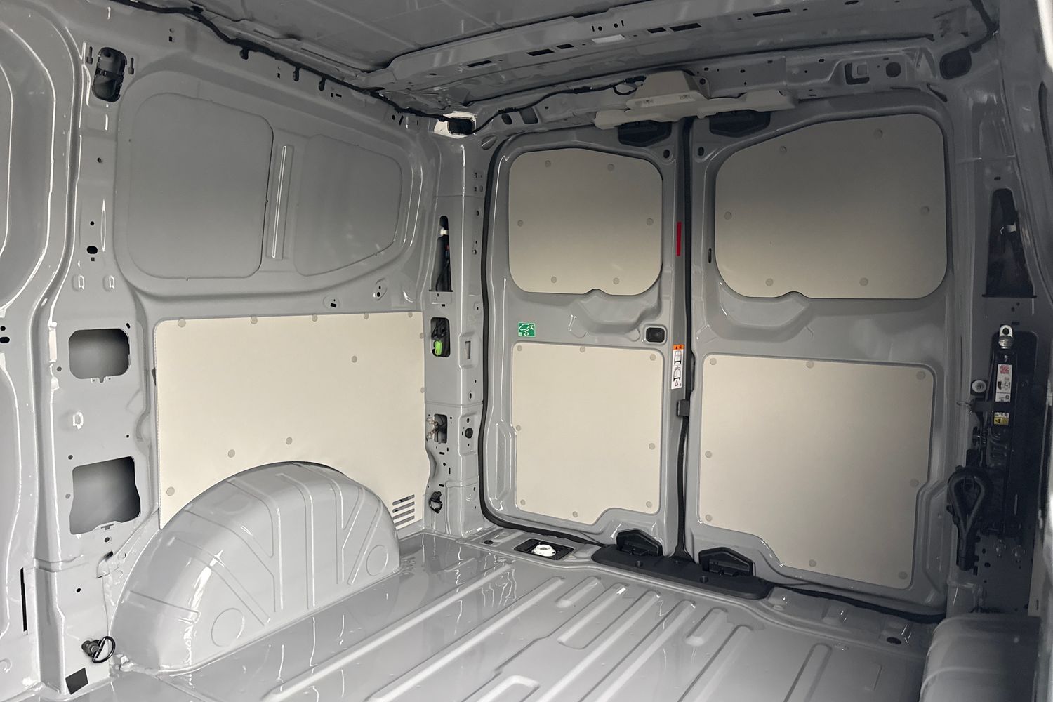 Used Volkswagen Transporter 2025 for sale - 77980500: Photo 18