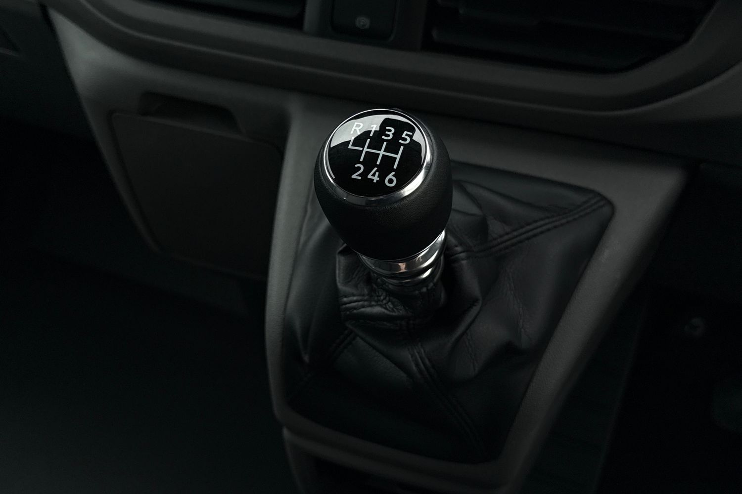 Used Volkswagen Transporter 2025 for sale - 77980500: Photo 22