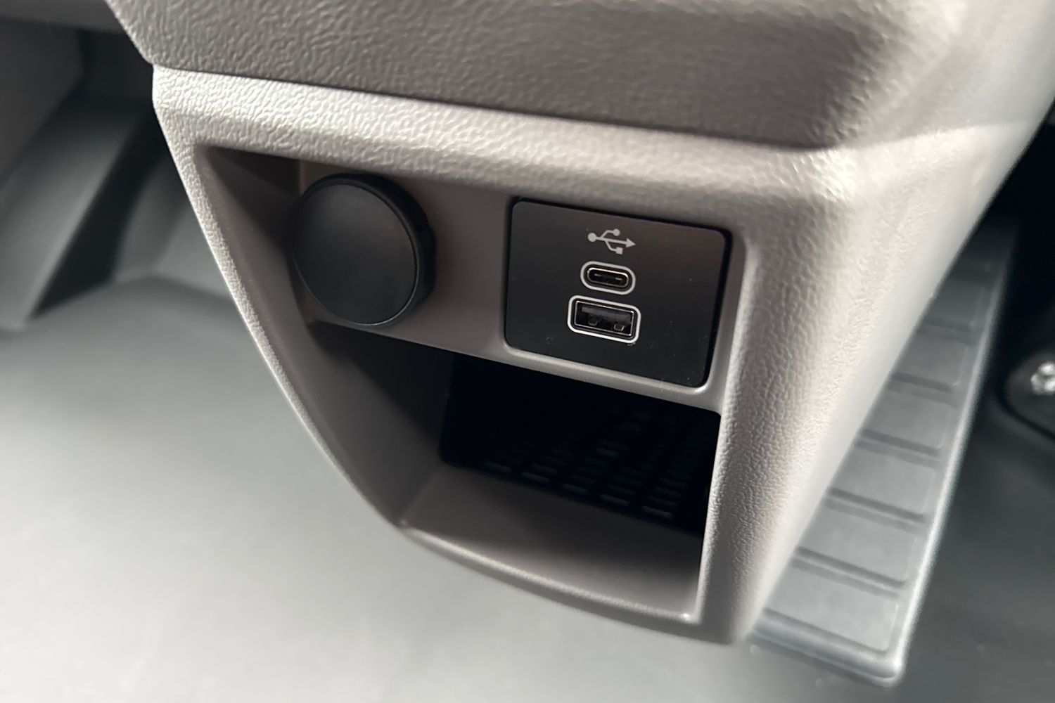 Used Volkswagen Transporter 2025 for sale - 77980500: Photo 35