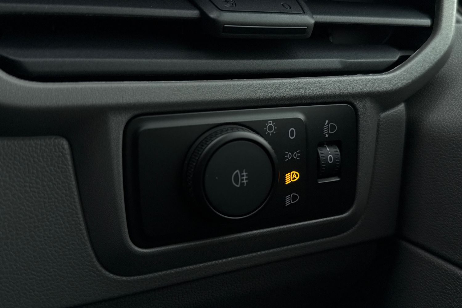 Used Volkswagen Transporter 2025 for sale - 77980500: Photo 37