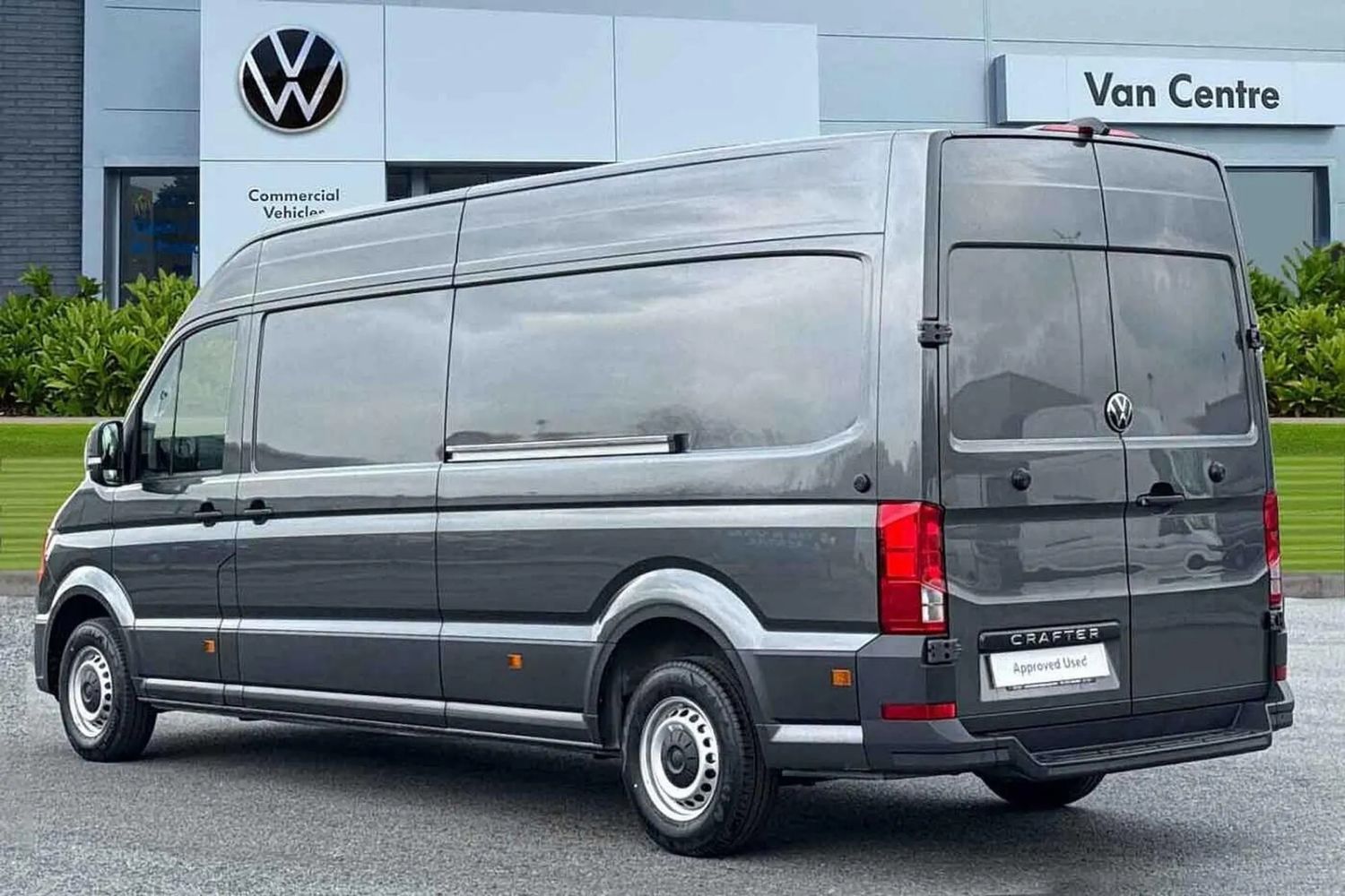 Used Volkswagen Crafter 2025 for sale - 76739509: Photo 2