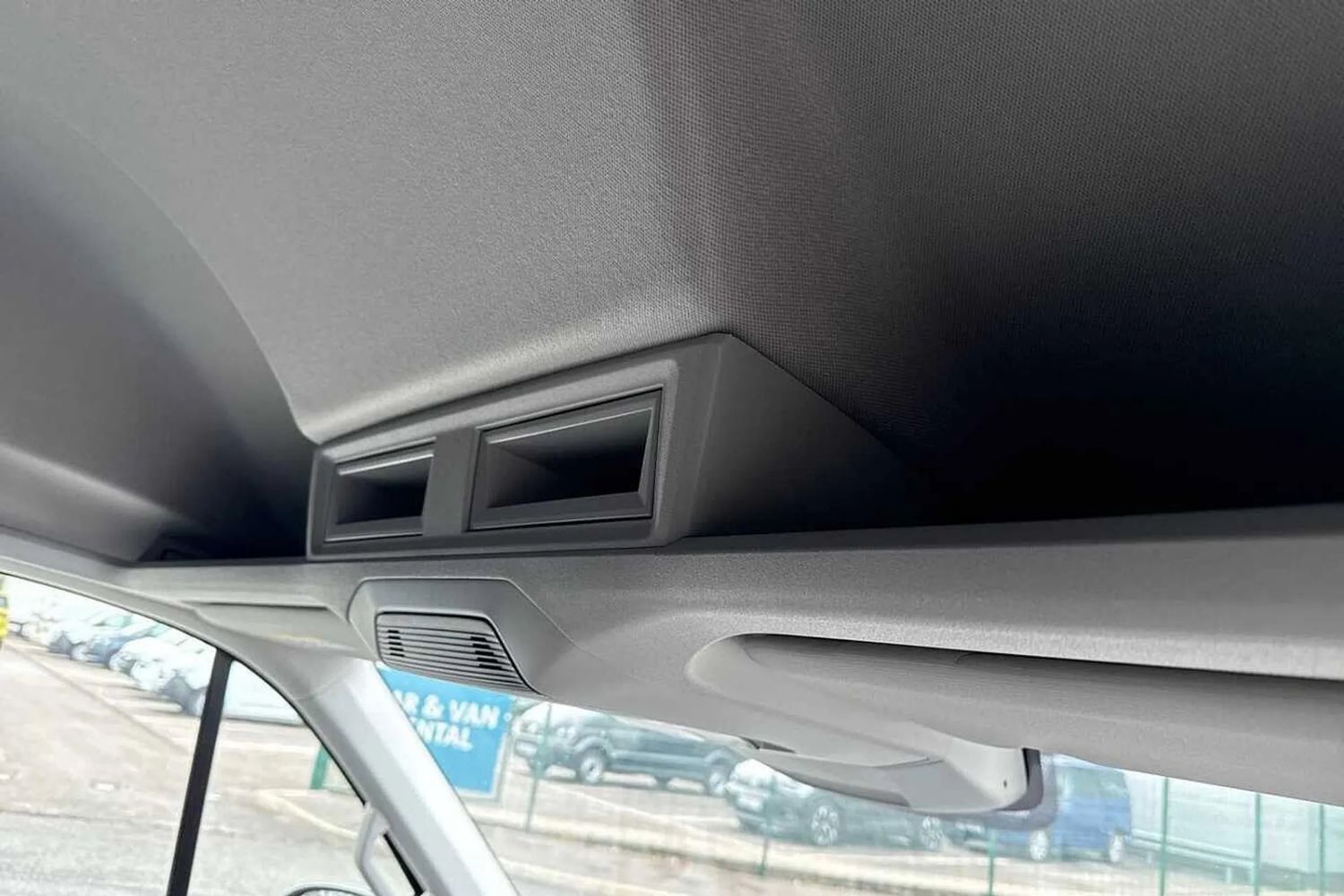 Used Volkswagen Crafter 2025 for sale - 76739509: Photo 32