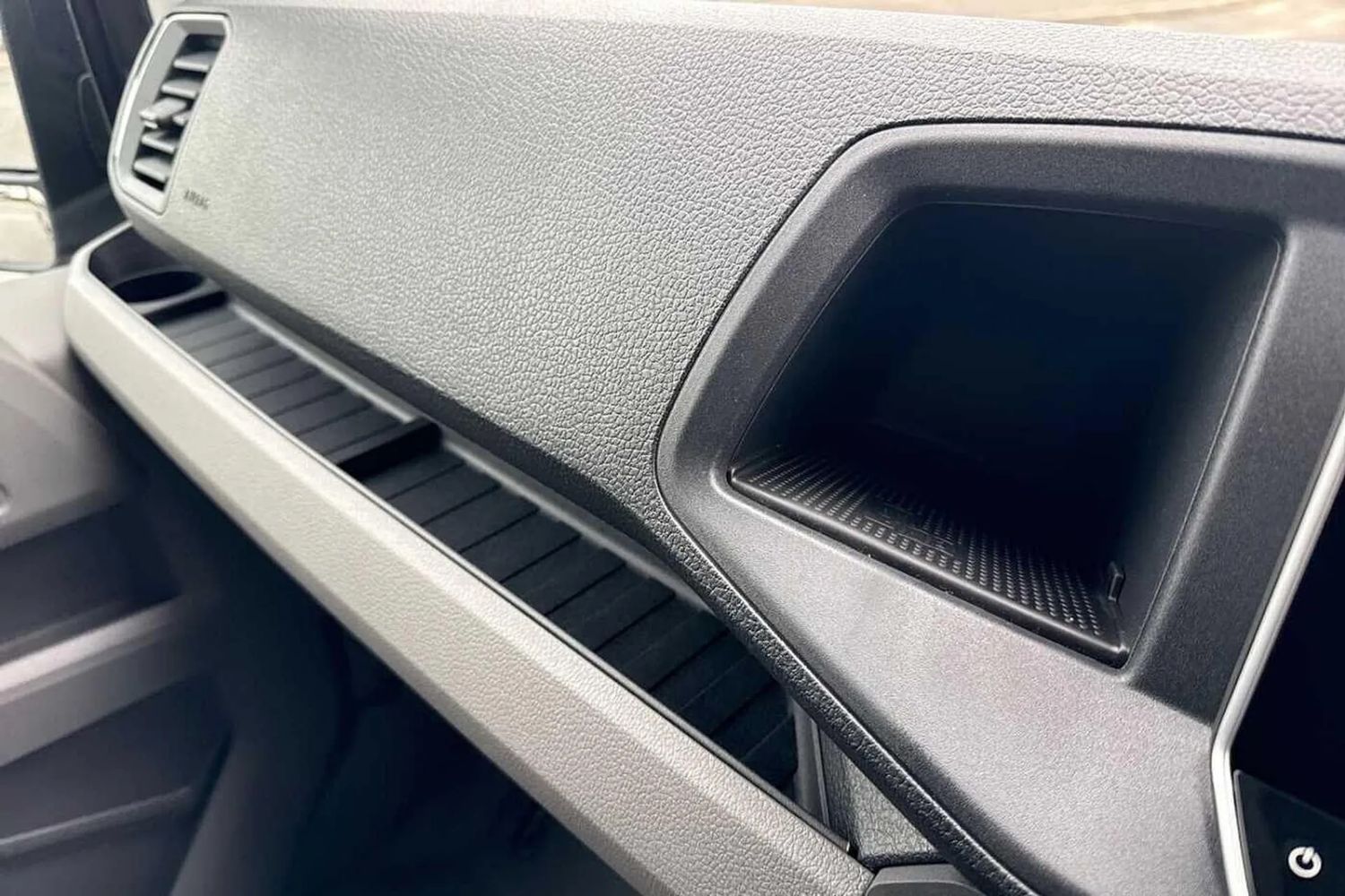 Used Volkswagen Crafter 2025 for sale - 76739509: Photo 46