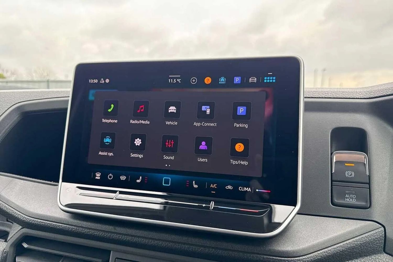 Used Volkswagen Crafter 2025 for sale - 76739509: Photo 55