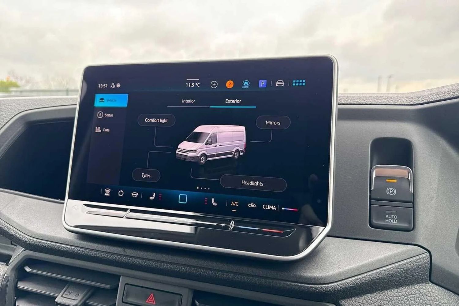 Used Volkswagen Crafter 2025 for sale - 76739509: Photo 57