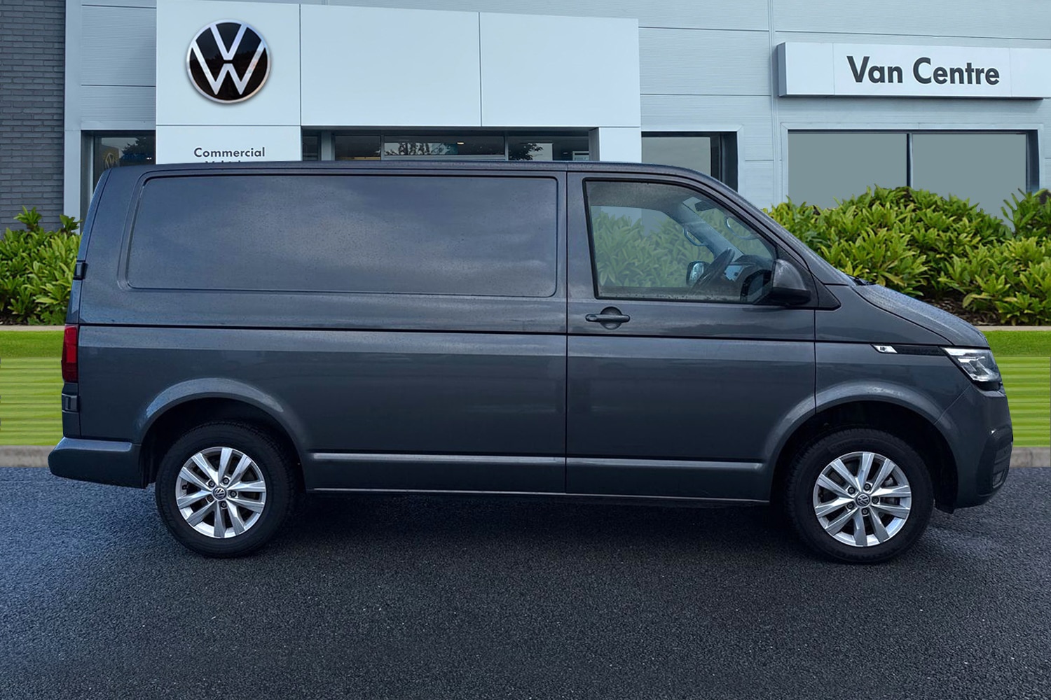 Used Volkswagen Transporter 2024 for sale - 77135462: Photo 3
