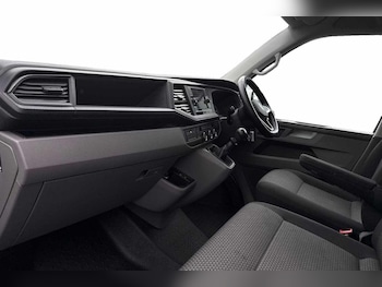 Used Volkswagen Transporter 2024 for sale - 76884167: Photo