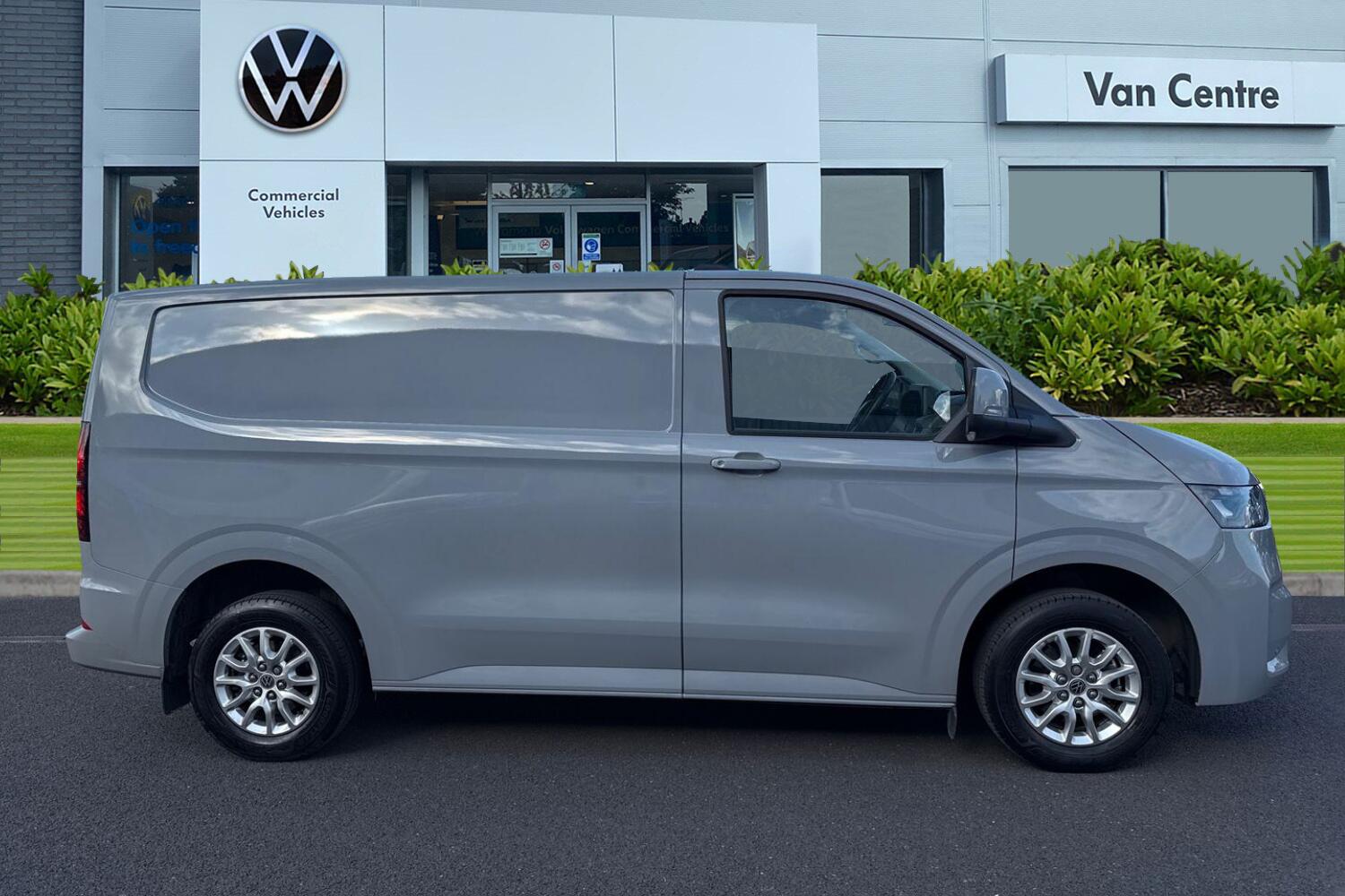 Used Volkswagen Transporter 2025 for sale - 77747670: Photo 3